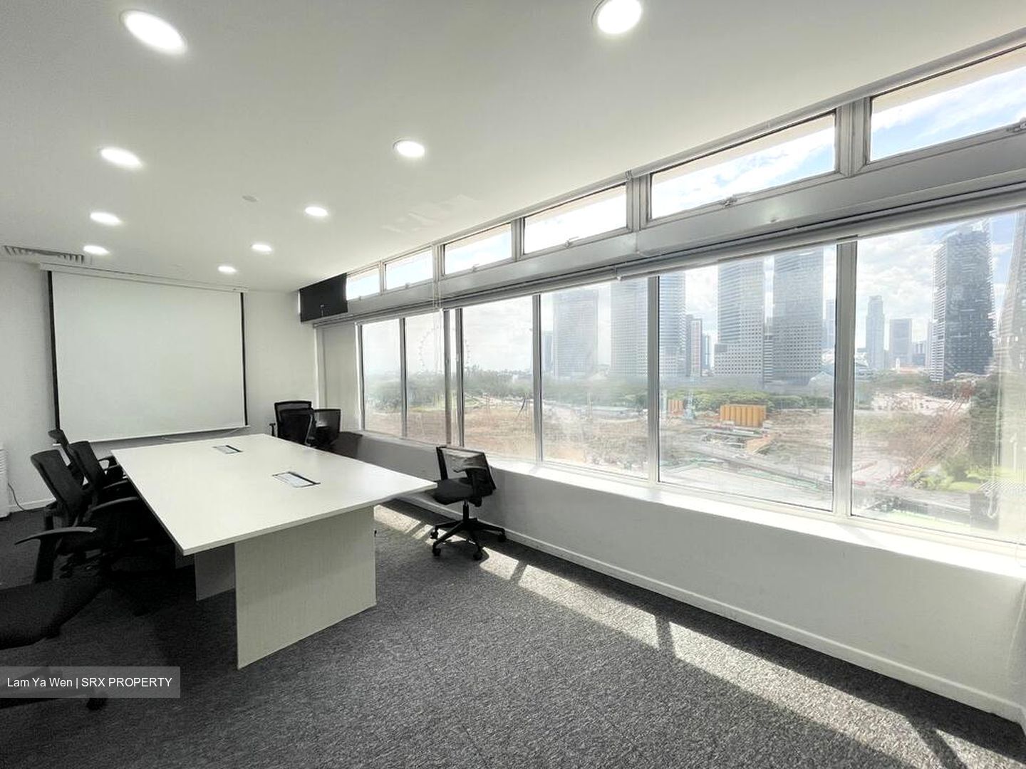 The Plaza (D7), Office #471543661